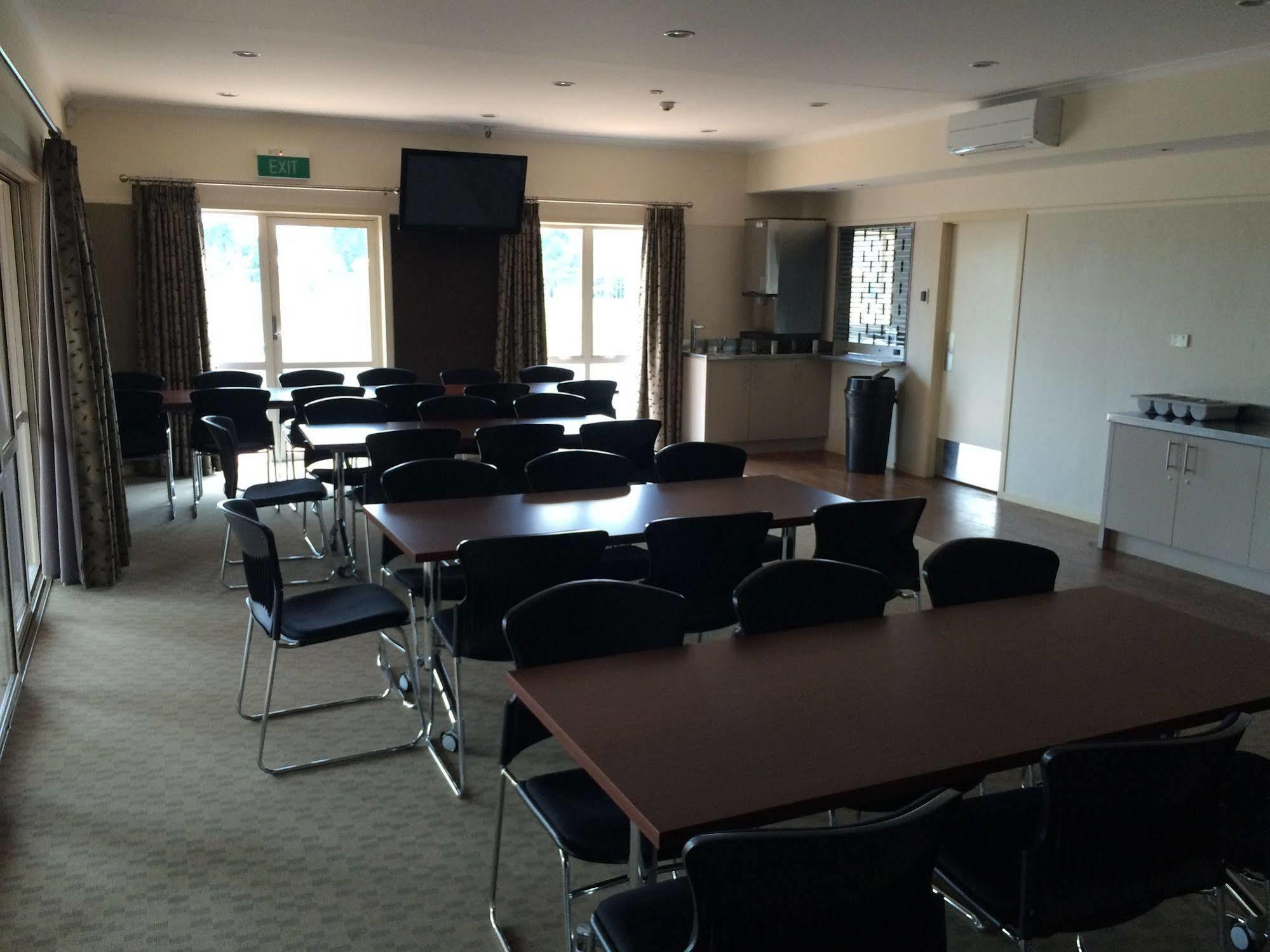Bruce Pulman Lodge Papakura Kültér fotó
