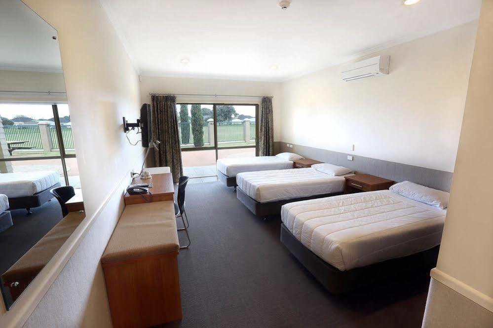 Bruce Pulman Lodge Papakura Kültér fotó